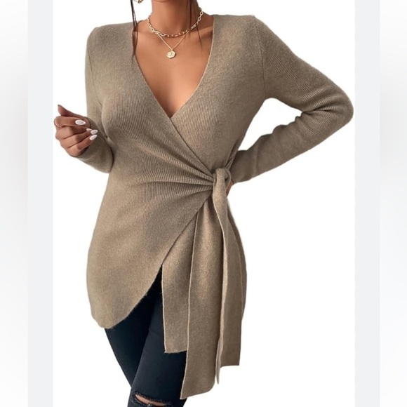 New Wrap Front V-Neck Sweater Size M - Picture 1 of 5
